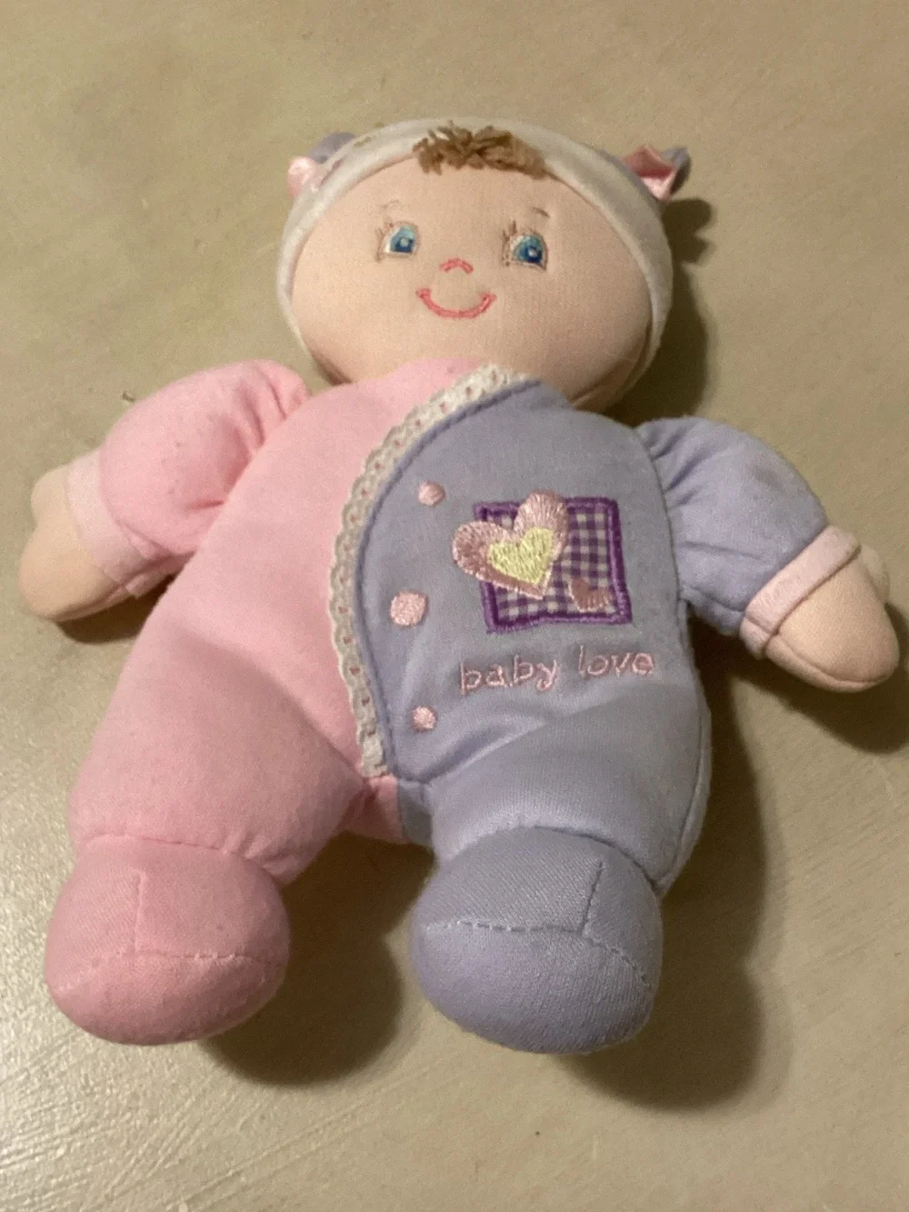 Baby Gund Little Butterfly Soft Doll Baby Love Embroidered On The Front 7 Inch